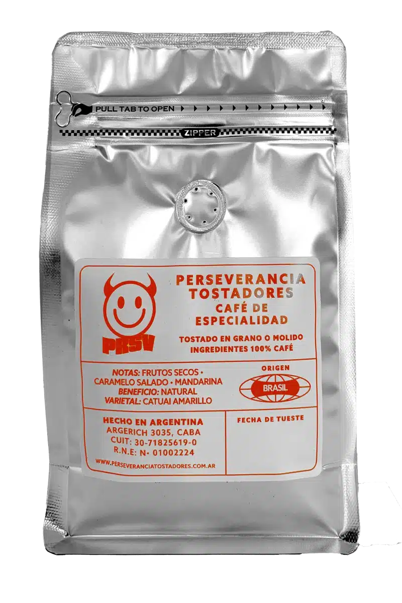 Etiqueta trasera del paquete de café de especialidad Brasil Perseverancia Tostadores con notas de frutos secos, caramelo salado y mandarina.
